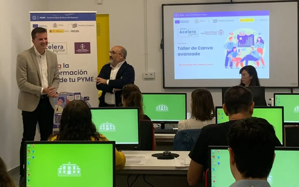 Salteras revisa sus mejoras digitales y coordina nuevas actuaciones