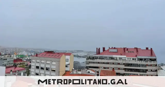 Cielos cubiertos y gotas marcan la mañana en Vigo