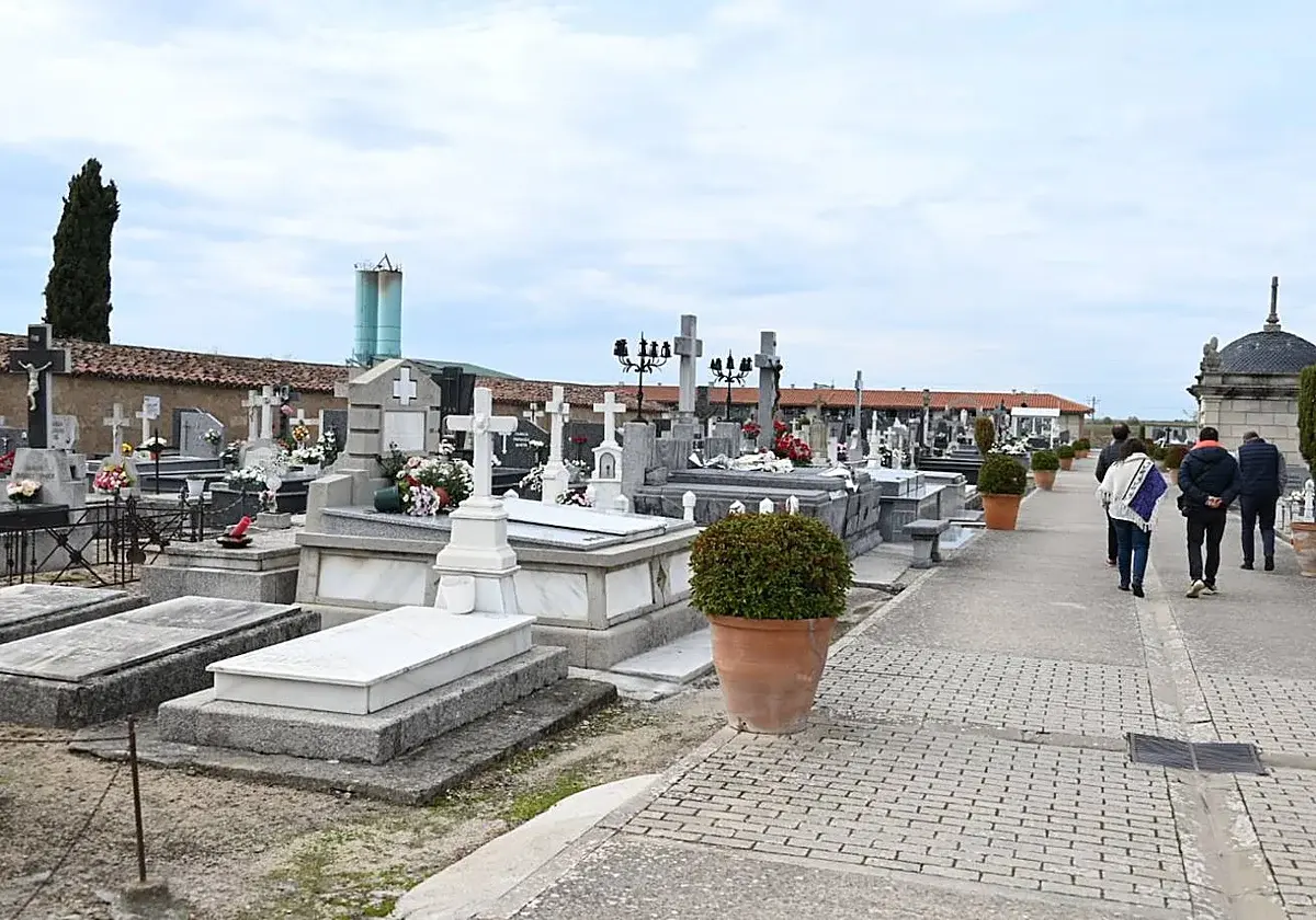 El cementerio de Ciudad Rodrigo amplía su horario hasta el 1 de noviembre