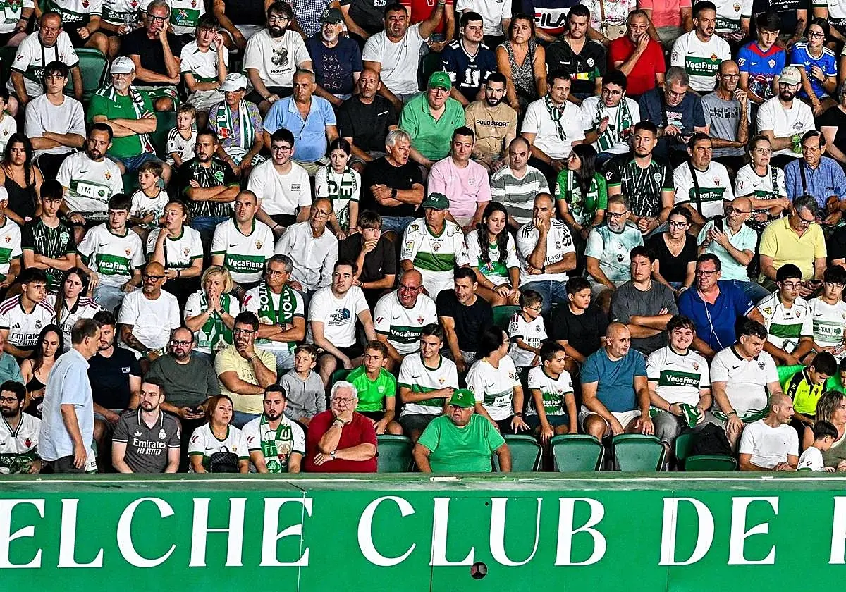El Elche encadena tres desplazamientos en una decena de días