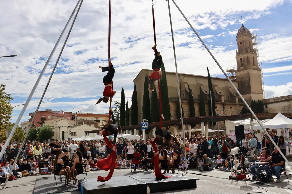 Circo, música y artesanía llenarán Torrelles de Foix durante tres días de octubre