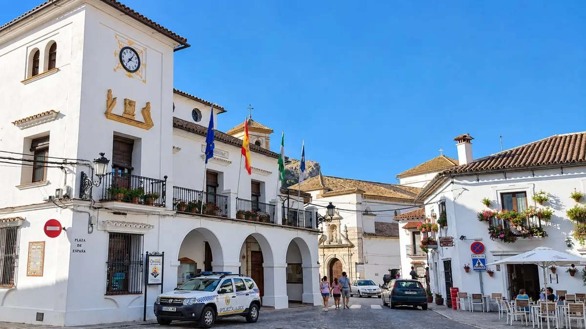 Grazalema abre bolsas de empleo para limpieza y trabajos de obra