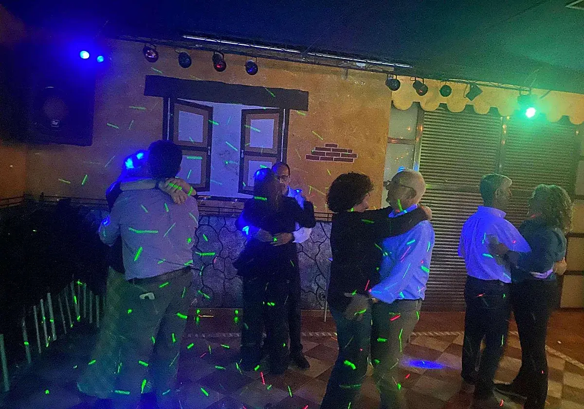 Macotera prepara una sesión musical para recordar la Discoteca Acuario