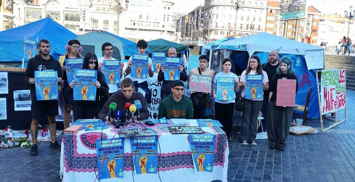 Bilbao pone fin a varias semanas de acampada por el derecho a la vivienda