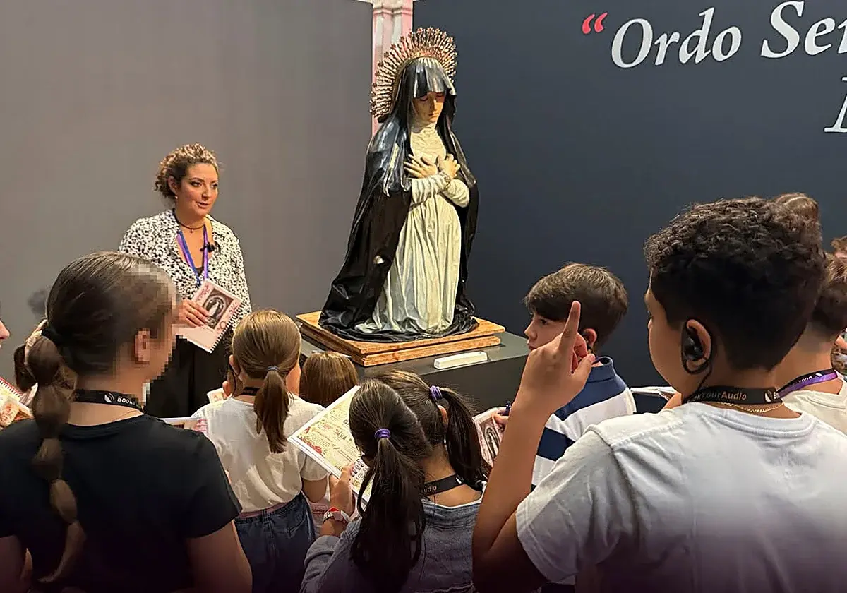 Las cofradías granadinas mantienen una oferta de formación y cultura durante todo el año