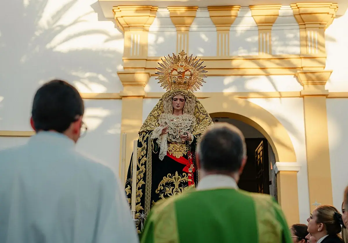 La Soledad vuelve a su templo en Alhaurín de la Torre tras su restauración