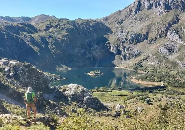 Somiedo abre la puerta a propuestas gratuitas para explorar la naturaleza asturiana