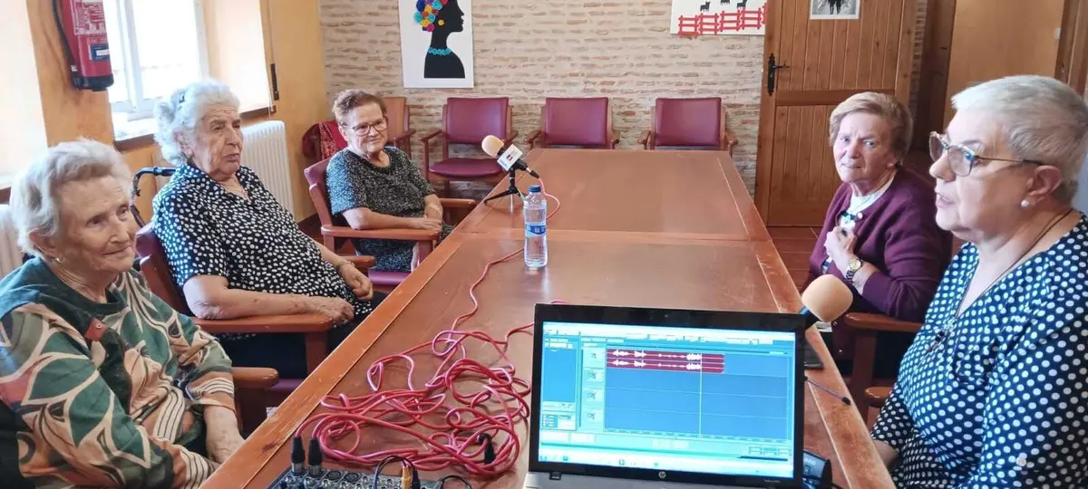 El Puente Radio estrena temporada con un programa grabado en un taller