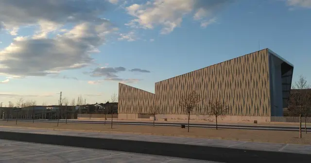 Lucena licita el apoyo técnico para ampliar el aforo de su auditorio