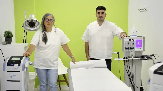 Un centro de fisioterapia de Arteixo renueva sus instalaciones y equipamiento