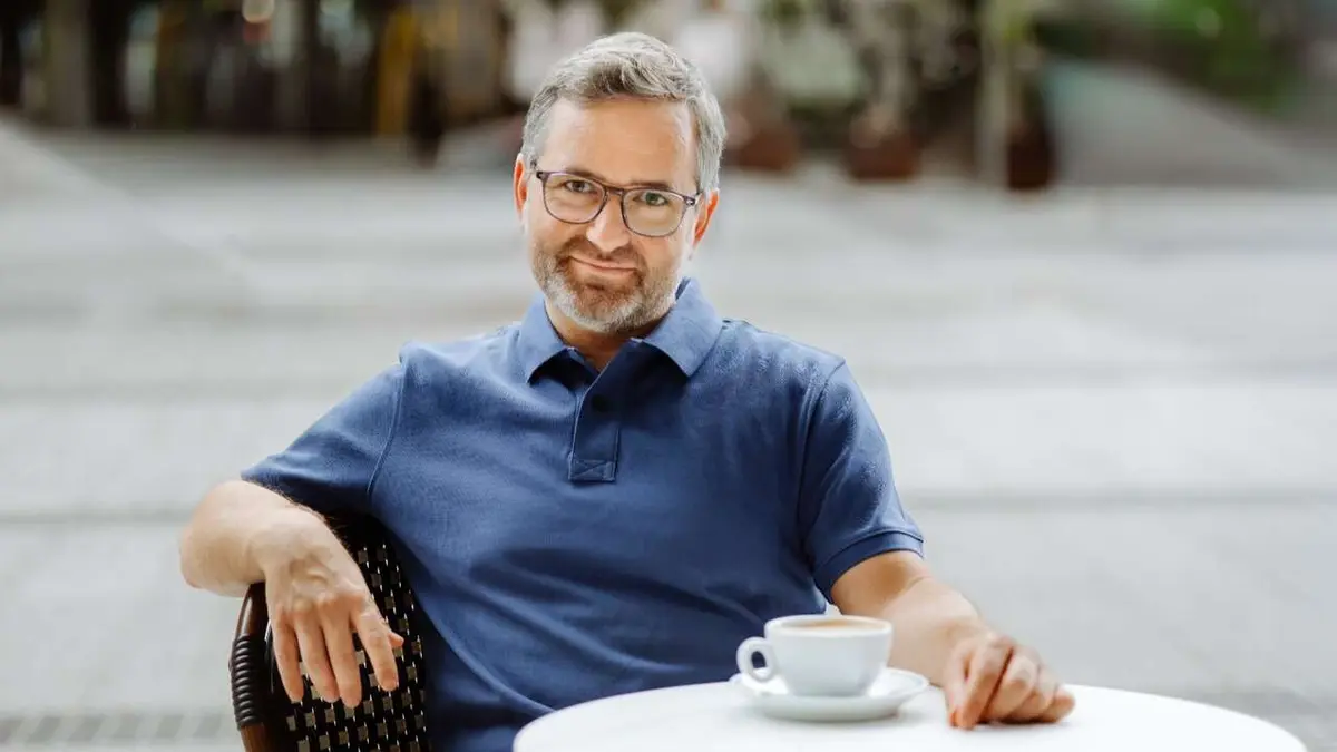 Borja Iglesias anuncia en Ribadeo la presentación de su nuevo libro