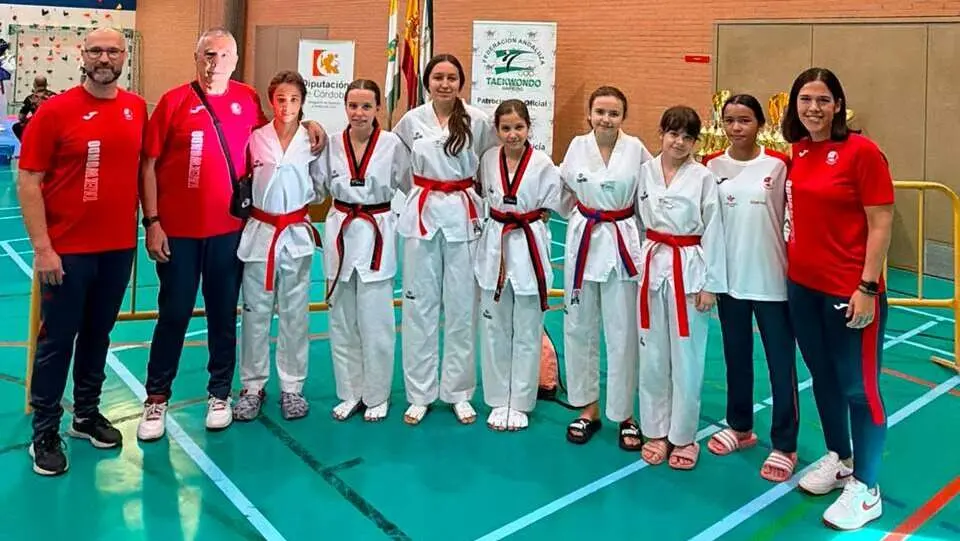 Marta Sánchez inicia la temporada de taekwondo con una plata en Rute