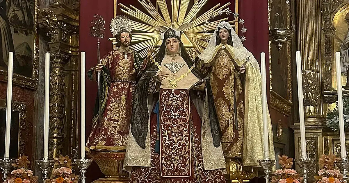 La iglesia de San Cayetano celebra la festividad de Santa Teresa con misa y visita a su celda