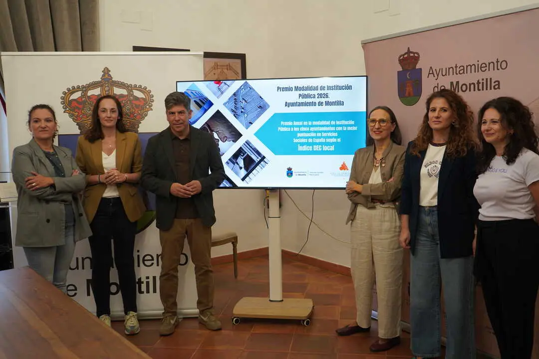 Montilla recibe un reconocimiento nacional por sus servicios sociales