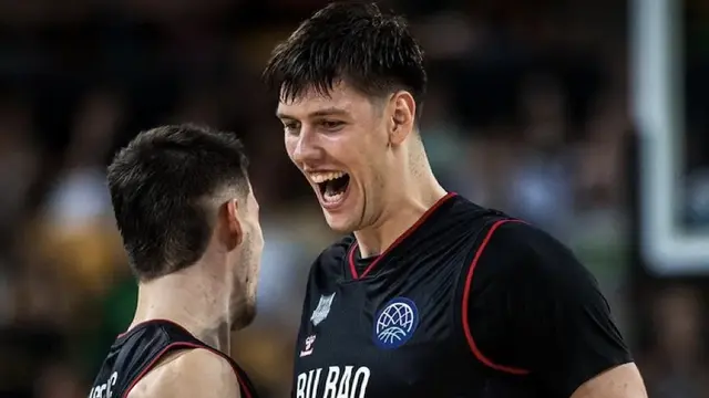 El Bilbao Basket supera al Slavia Praga con 19 puntos de Krampelj