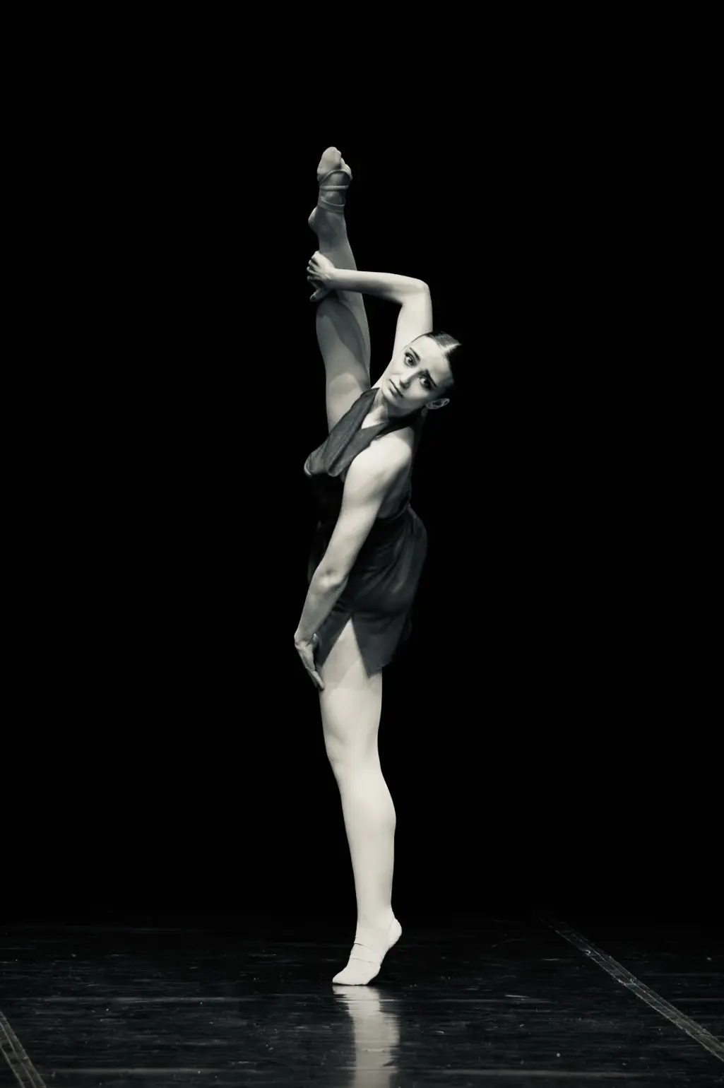 Alejandra Mae logra dos becas en el Prix de la Danse de México