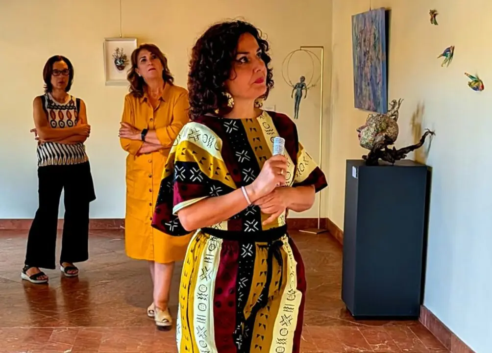 Eva Llamas expone «Mujer, raíz y vuelo» en el Palacio de Congresos de Córdoba
