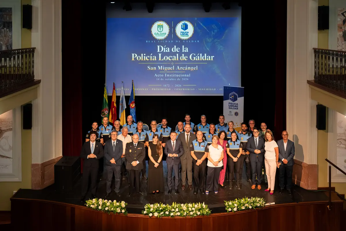 Gáldar reconoce la trayectoria y los méritos de integrantes de su Policía Local