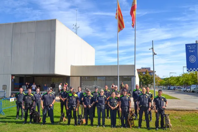 Salt reúne a cerca de 40 profesionales para coordinar las unidades caninas policiales