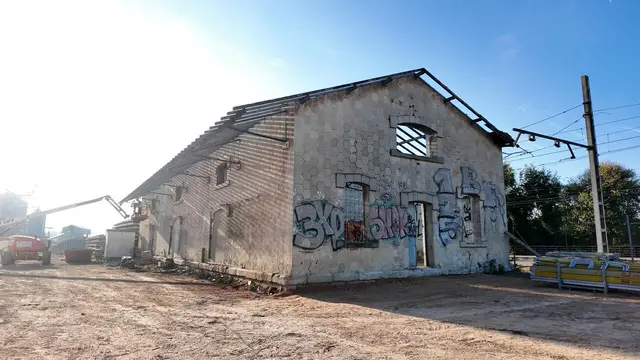 El antiguo muelle ferroviario de Campo de Criptana inicia su recuperación