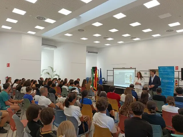 Marbella reúne miles de oportunidades laborales y plazas formativas en la legislatura