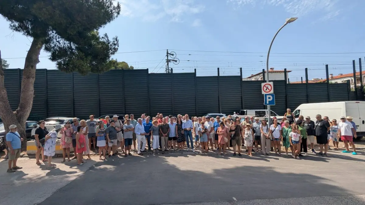 Convocan en Tarragona una protesta contra las barreras acústicas de Adif