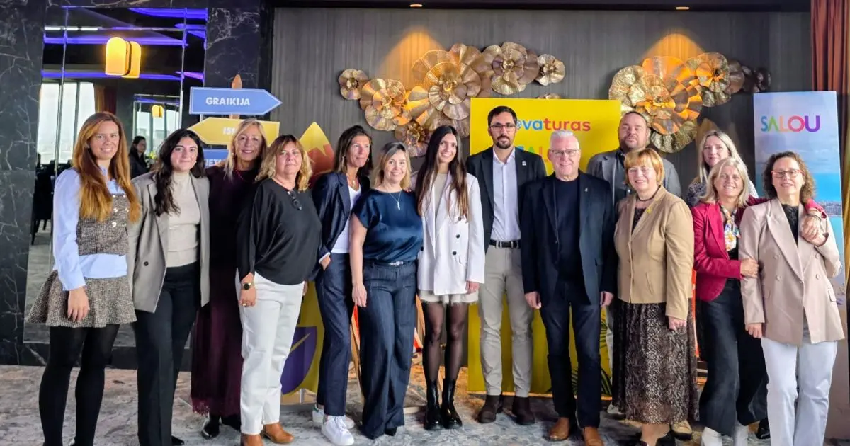 Salou presenta sus atractivos turísticos ante agencias de viajes lituanas