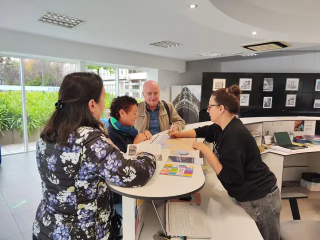 Las oficinas turísticas de Ferrol elevan un 40,52 % la atención en septiembre