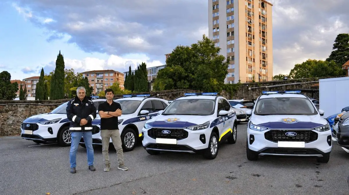 La Policía Local de Sestao ya dispone de cuatro nuevos vehículos