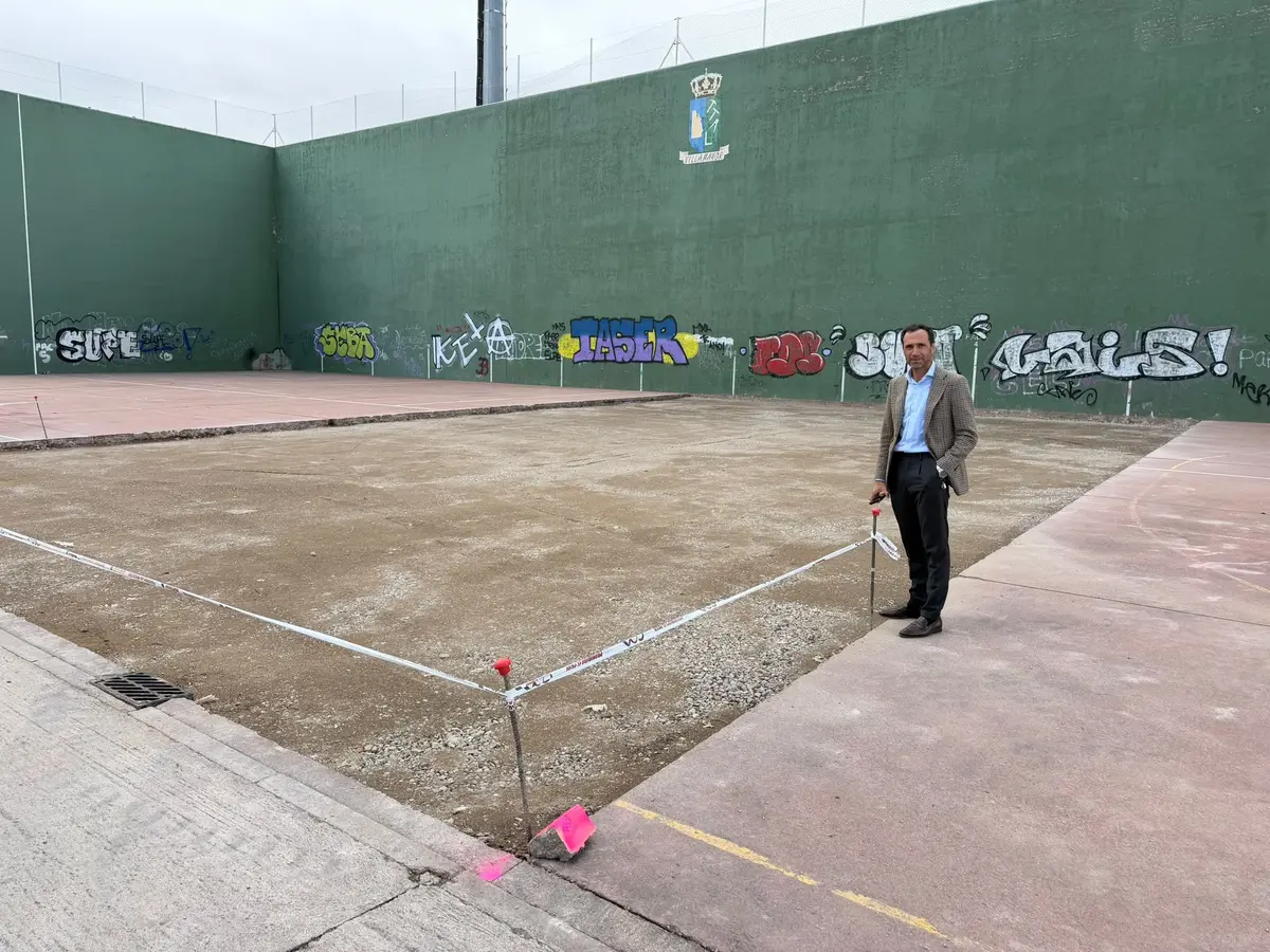 El frontón de Villamayor cerrará mientras se renueva su pavimento