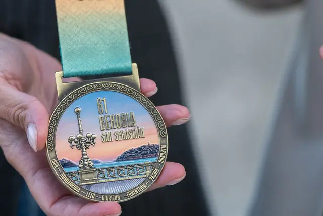 La Behobia rendirá homenaje a La Concha en la medalla de su próxima edición