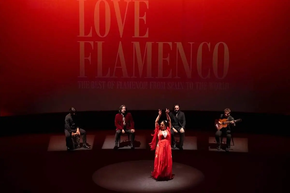 Love Flamenco llevará «Ya es Navidad» a la Casa de la Música y el Teatro