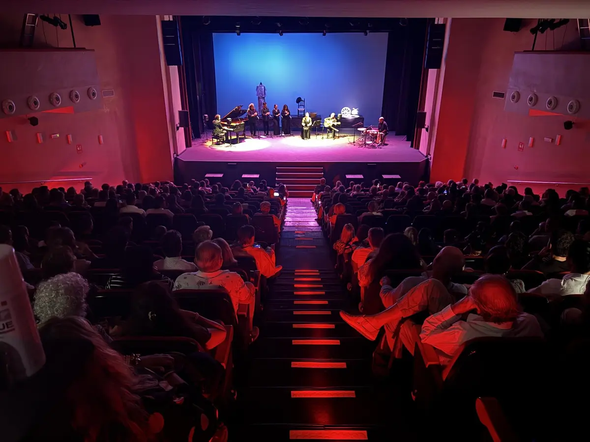 Marina Heredia lleva su espectáculo al Teatro Juan Luis Galiardo