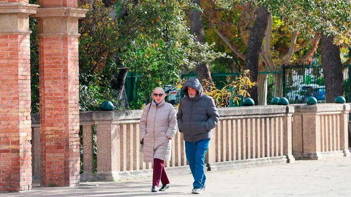 La previsión anuncia lluvia y máximas de 14 grados en Zaragoza