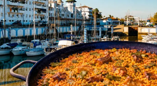 Gelves suma una exhibición gastronómica a su certamen provincial de arroz