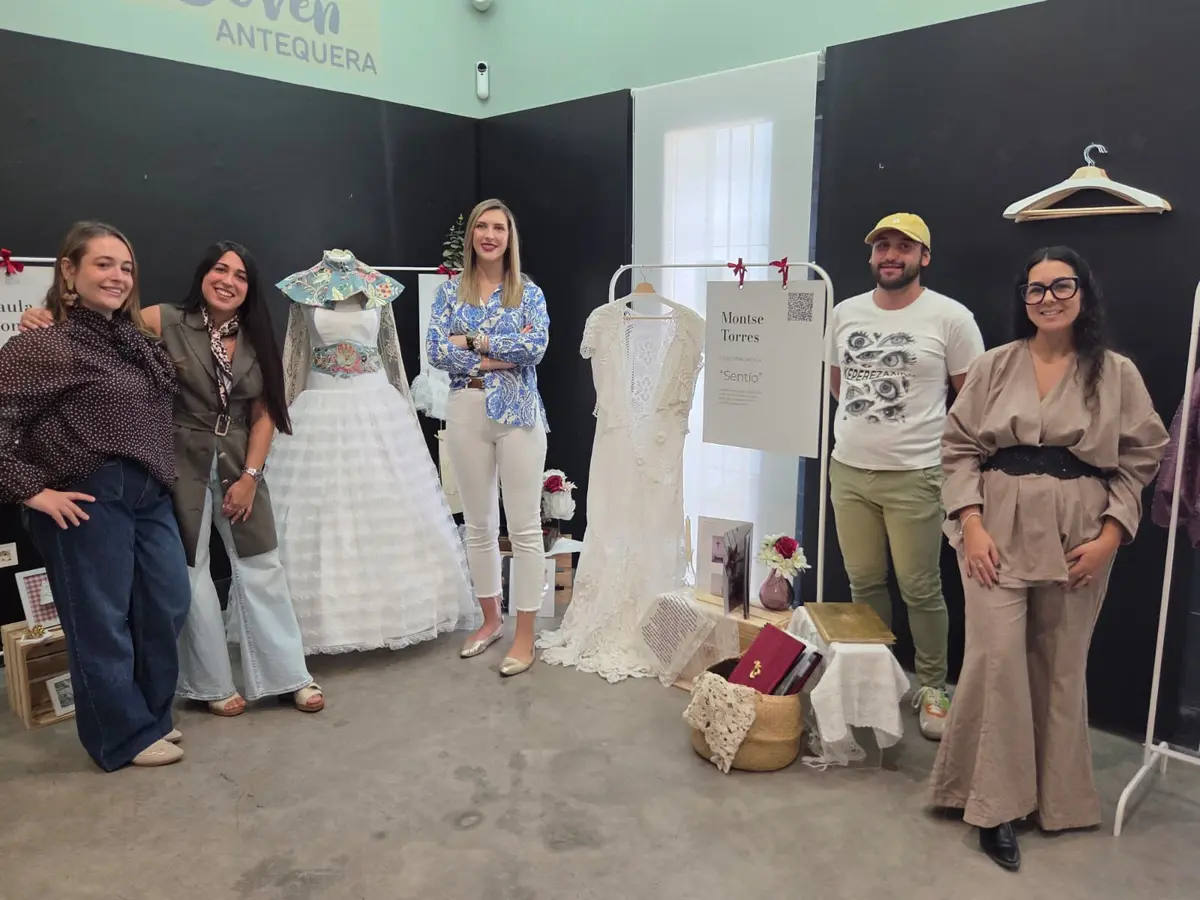 La Casa de la Juventud expone las creaciones de la Fashion Show Antequera
