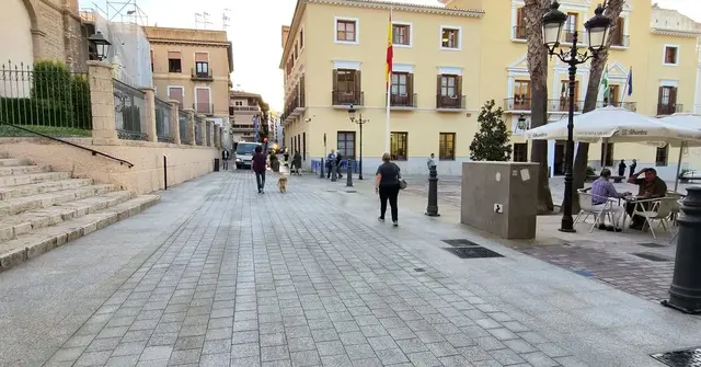 Puerta Granada completa la renovación de sus redes de agua y el entorno urbano