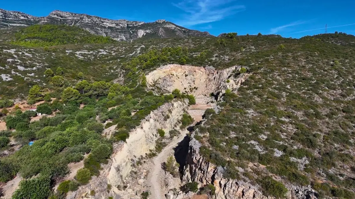 La Torre del Moro recupera su antigua cantera tras una restauración ambiental