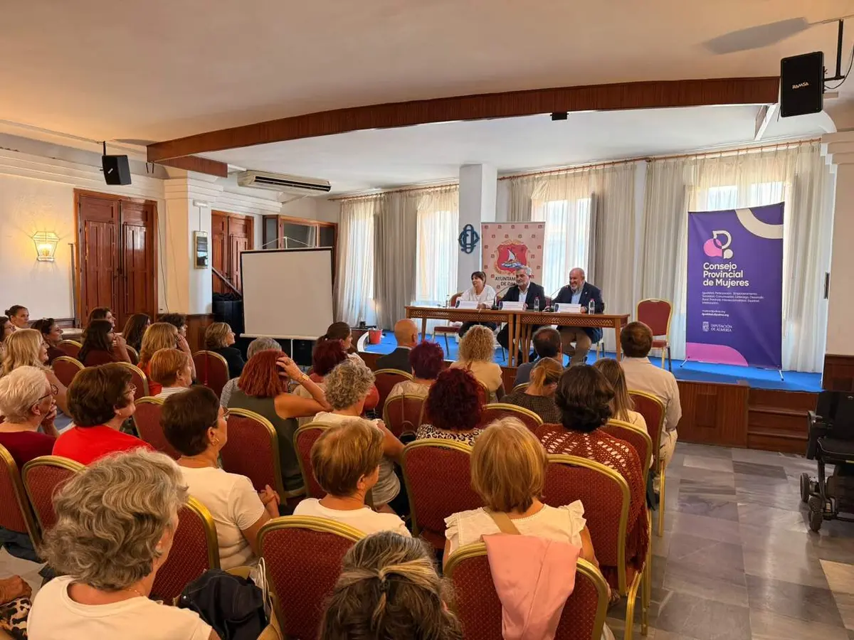 Dalías acoge una jornada sobre el papel de las mujeres en el medio rural
