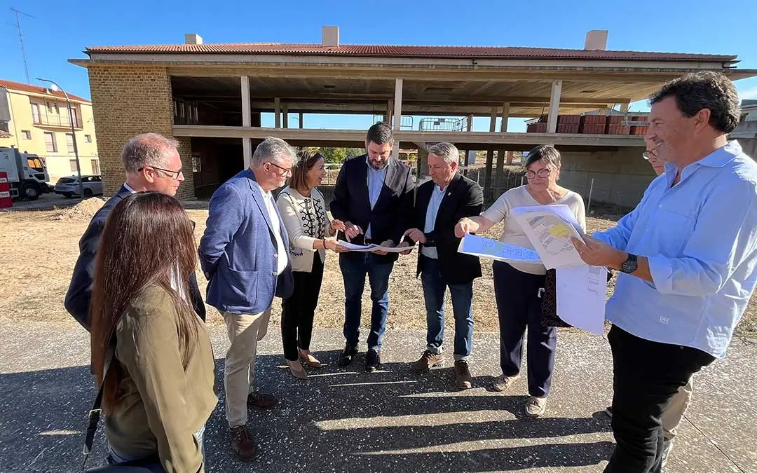 Castelserás busca financiación para poner en marcha su residencia municipal