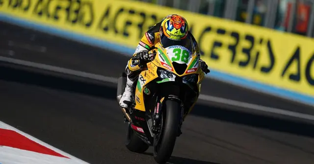 Salvador se asegura el primer puesto de salida en la clasificación de SportBike en Jerez