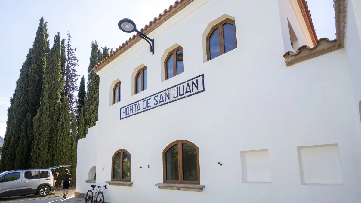 La antigua estación de la Vía Verde suma un espacio cultural en Horta de Sant Joan