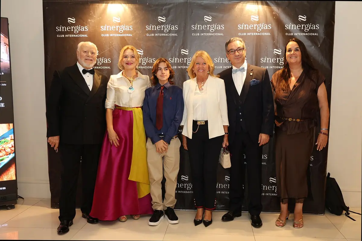 Sinergias Club reconoce en Marbella a representantes de la empresa, el arte y el ámbito solidario