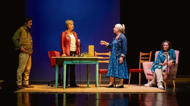 Teatro de Ningures lleva a Cangas una obra entre la memoria y el misterio