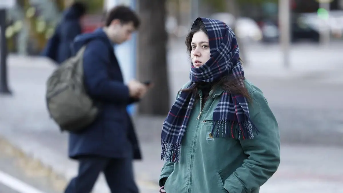 Madrid encara un descenso térmico que dejaría máximas de 13 grados el lunes