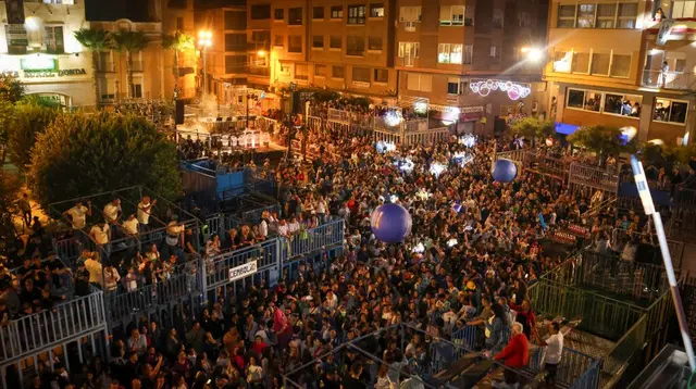 La Fira 2026 de Onda arranca con la Crida, el correfocs y la Nit Màgica