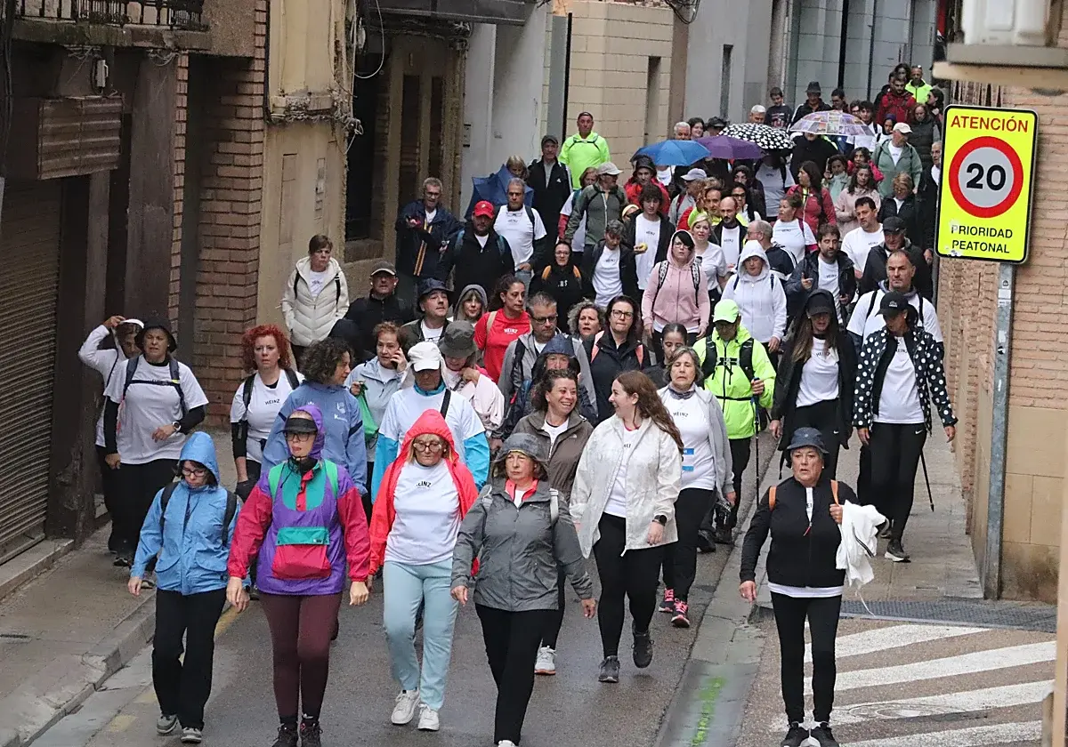 La Marcha del Tomate de Alfaro reúne 3.000 euros para Salud Mental