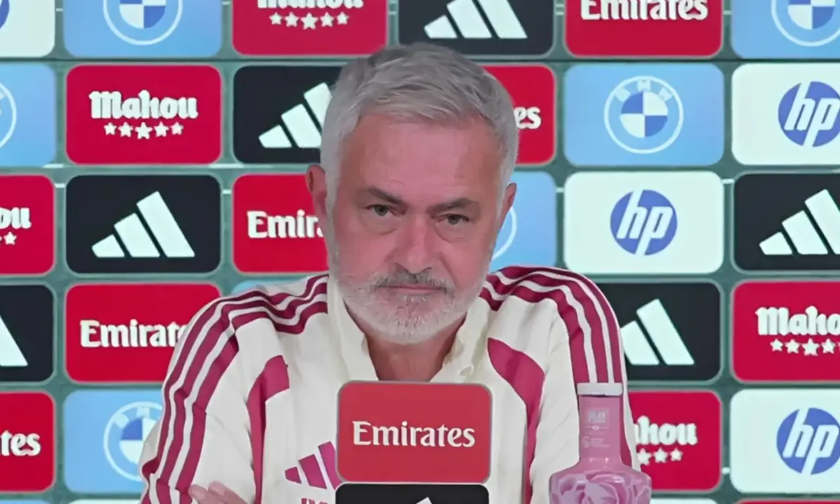 Mourinho cuestiona el trato a Vinicius y plantea que podría haberse marchado