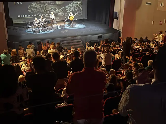 El Teatro Juan Luis Galiardo vuelve a llenarse de flamenco en San Roque