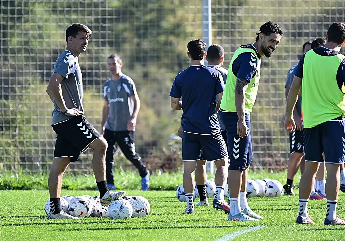 El Eibar incorpora a ocho técnicos de cantera a su proyecto de formación